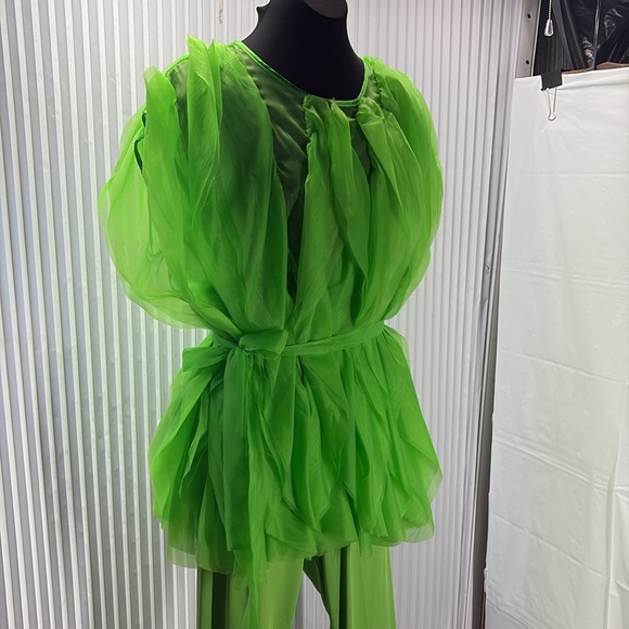 Vibrant Green Jumpsuit - Picture 13 of 13